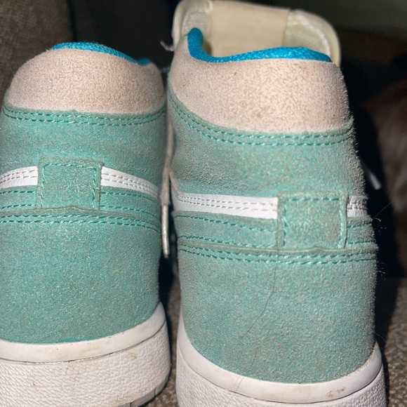 Air Jordan 1 Retro OG High Turbo Green - Size 5.5 - excellent preown - Picture 9 of 16